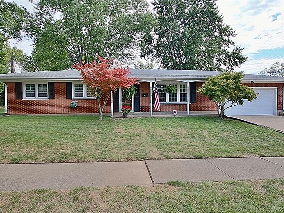 2nd image of 617 Dorset Dr