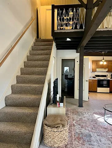 21 W Main St #6 — Photo 6