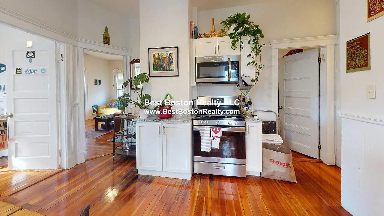 2 bed, 1.0 bath, 750 sqft, $3,400 — Photo 4