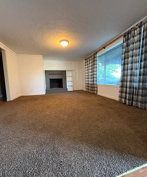 1723 Shorewood Dr — Photo 11