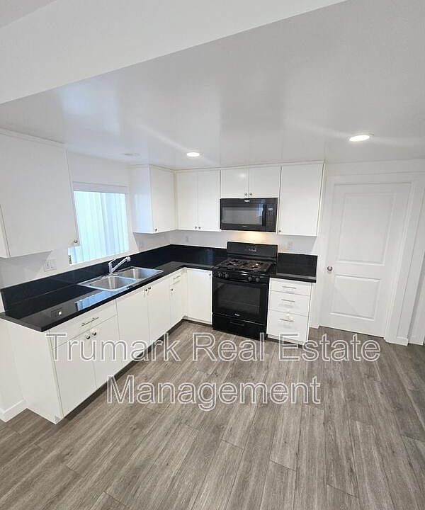 1st image of 2936 Honolulu Ave #F