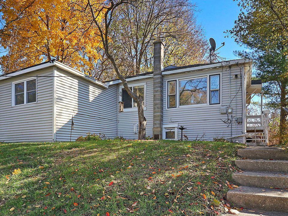 1st image of 38585 N Hilltop Ave