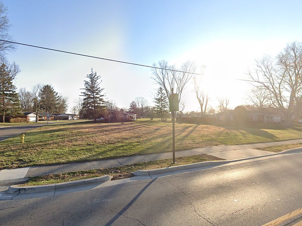 1st image of 605 W Main St