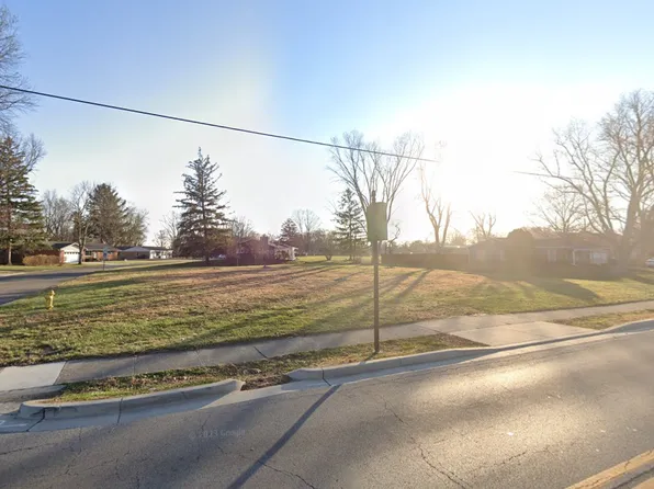 605 W Main St, Carmel, IN 46032