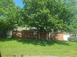 3041 Monroe St, Commerce, TX 75428