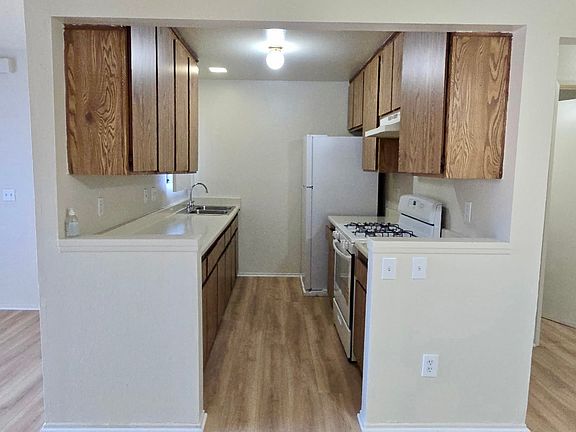 2nd image of 5906 Challen Ave APT 4