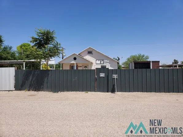 2004 N Pine St, Artesia, NM 88210