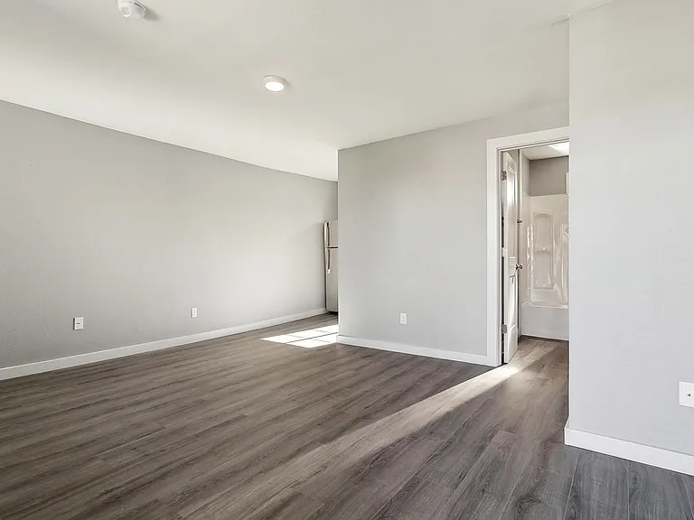 2316 Washington Ave #210 — Photo 10