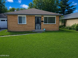 29 Torrington Dr, Toledo, OH 43615