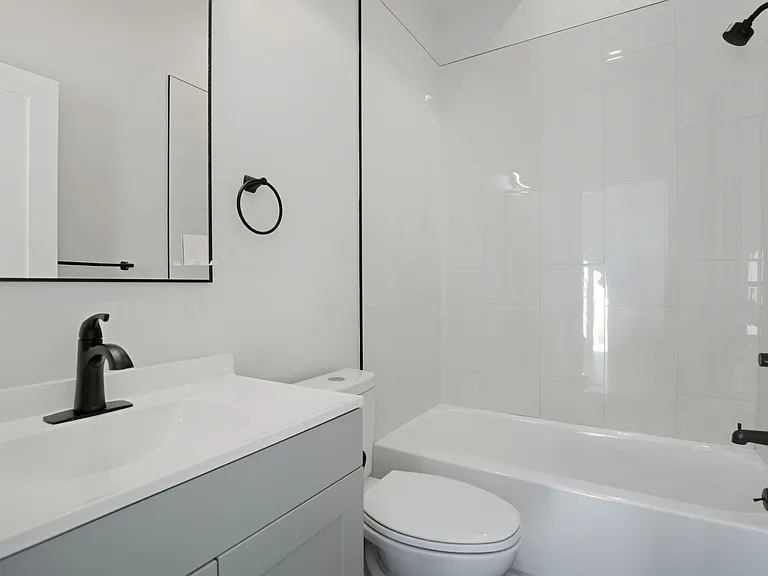 2301 Frankford Ave — Photo 36