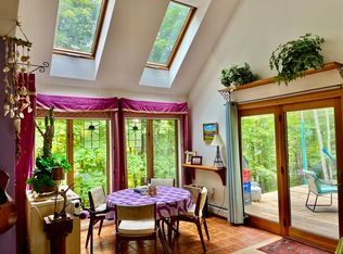 95 Aiken Rd, Putney, VT 05346