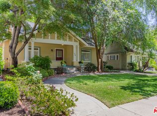 370 S Oakland Ave, Pasadena, CA 91101