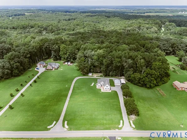 2018 Old Church Rd, Mechanicsville, VA 23111