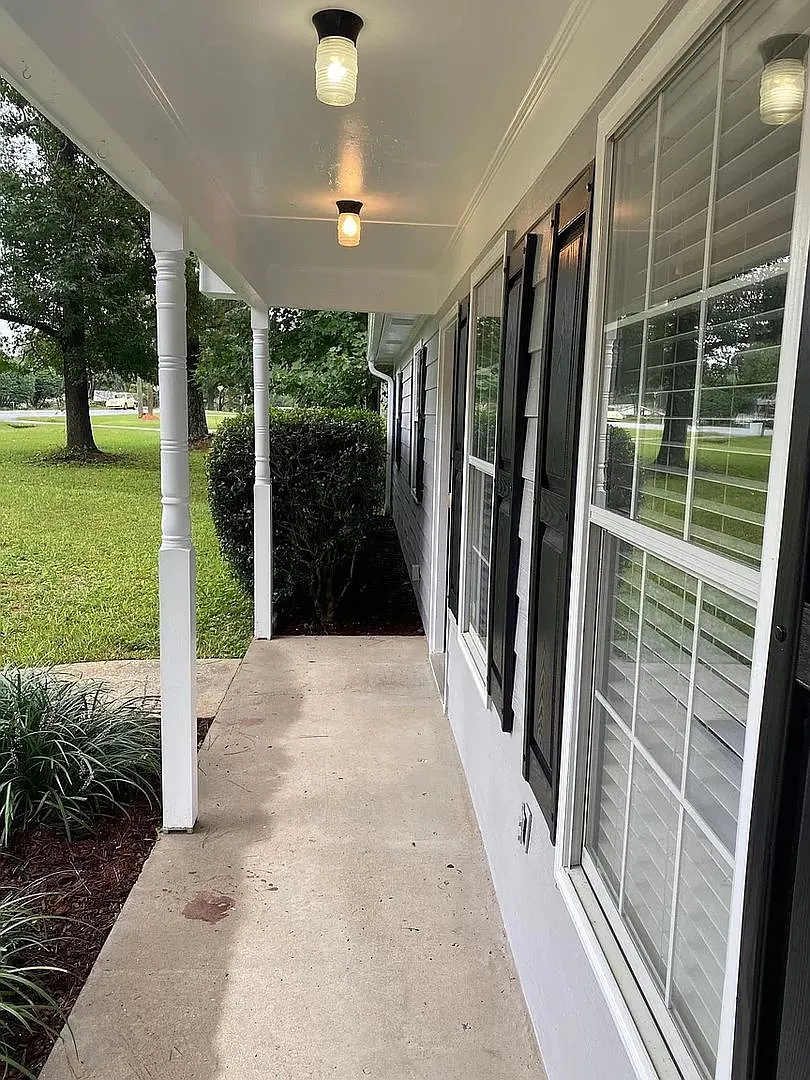 Room in 4 Bedroom Home at 1658 Georgia Ave — Photo 1