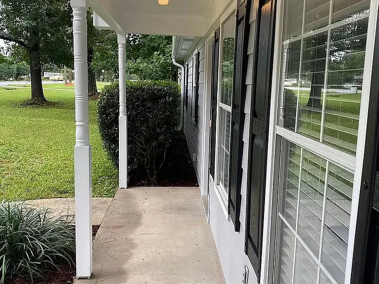 1658 Georgia Ave SW — Photo 1
