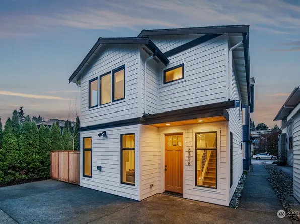 2208 25th Avenue E, Seattle, WA 98112