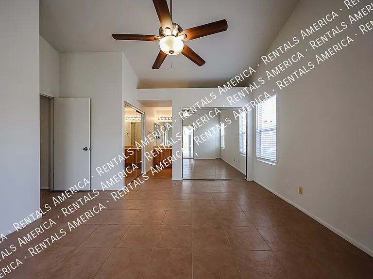 2354 E Browning Pl — Photo 20