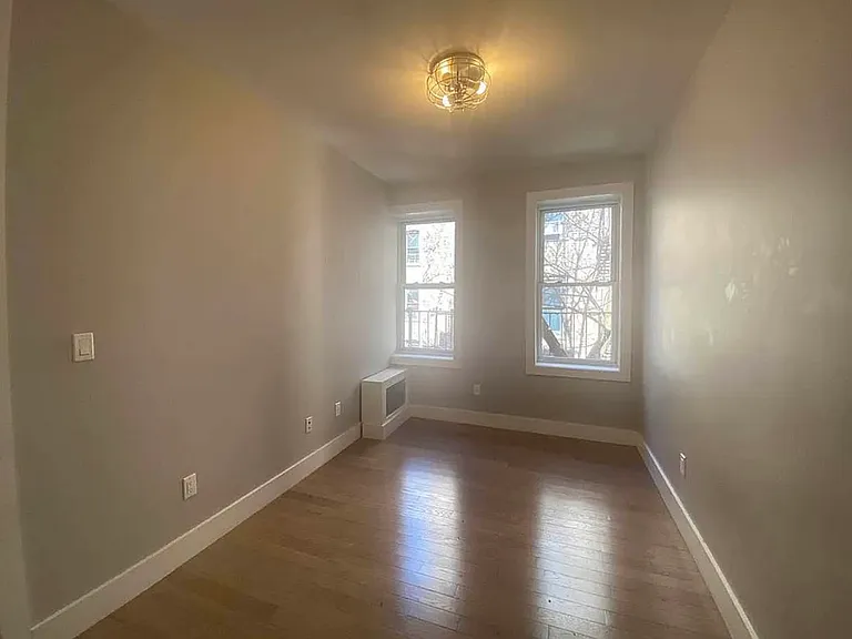 569 W 192nd St #THREE — Photo 5