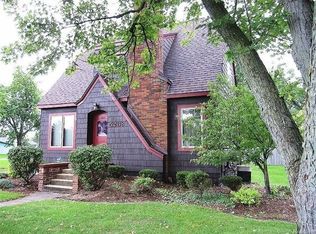 5268 Fenton Rd, Flint, MI 48507