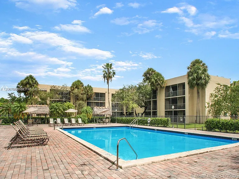 8065 SW 107th Ave #201 — Photo 7