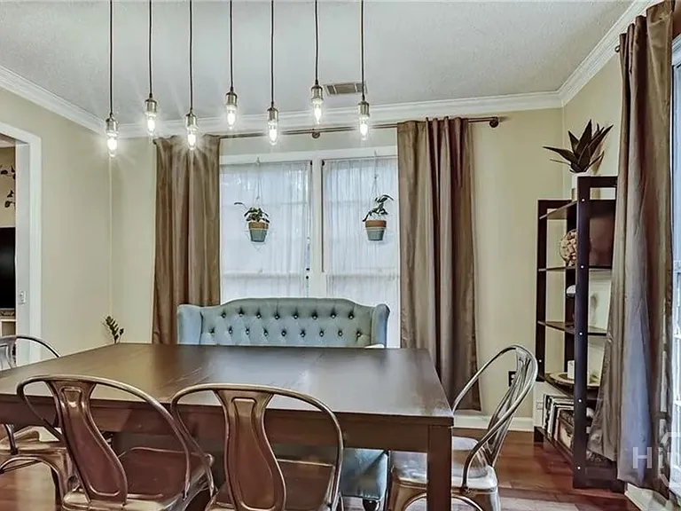5020 Laroche Ave — Photo 12