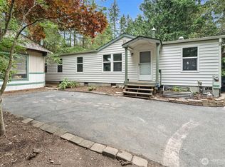 1130 E Phillips Lake Rd, Shelton, WA 98584