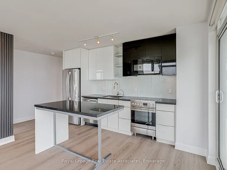 33 Shore Breeze Dr #2803 — Photo 3