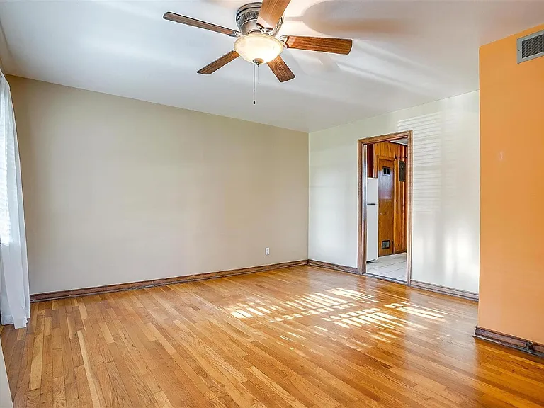 604 Monticello Dr #103 — Photo 5