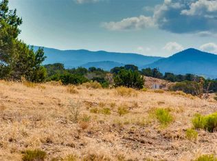25 Flower Garland Rd, Santa Fe, NM 87508