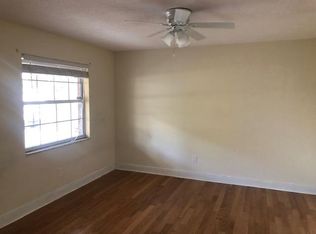 1078 Honeysuckle Ln, Largo, FL 33770