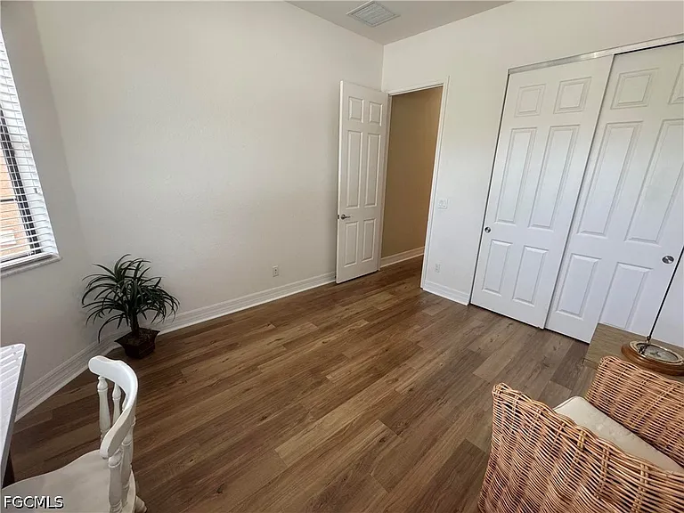 10253 Gulfstone Ct — Photo 7