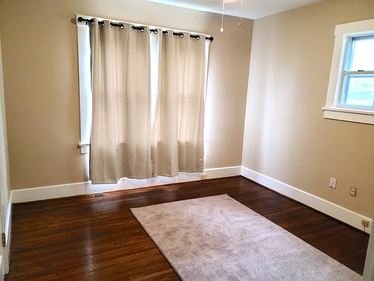 Downstairs Bedroom 1