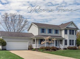 5826 Cobblestone Dr, Erie, PA 16509