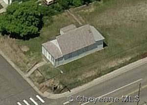 2nd image of 902 W 19th St