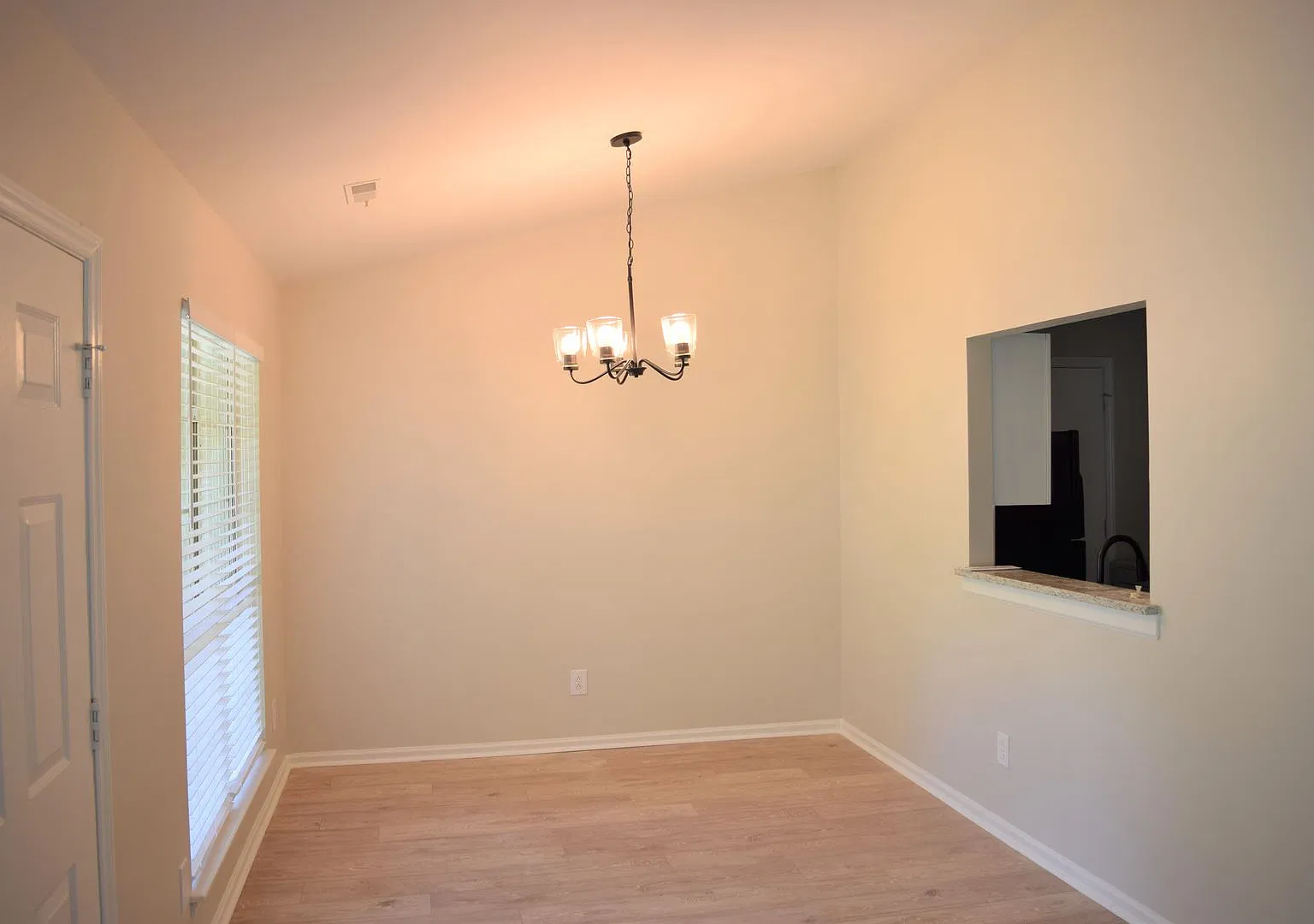 Remodeled ranch home - lots of upgrades — Photo 4