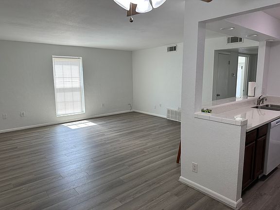 4th image of 300 Bayou Blvd APT 112