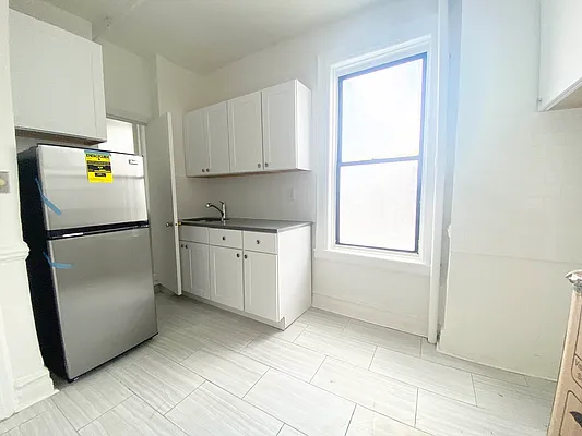 Rented by Bedford 6 Real Estate | media 6
