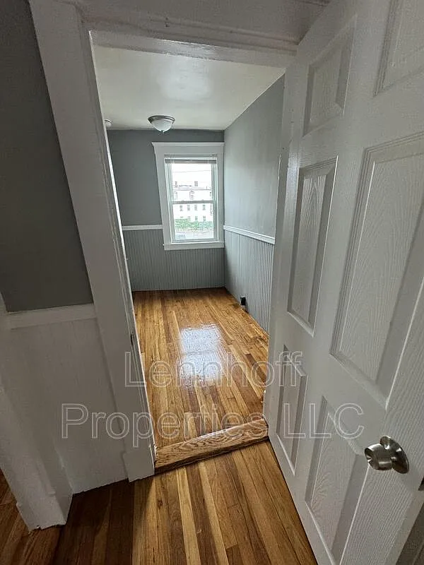 3 bed, 1.0 bath, $2,300 — Photo 1