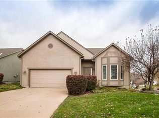 15602 Marty Ln, Overland Park, KS 66223