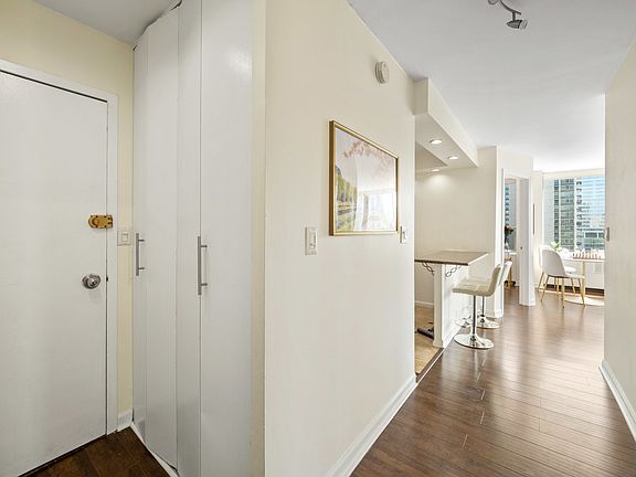 5th image of 1355 N Sandburg Ter APT 1001D