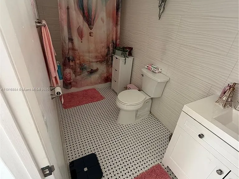13198 SW 10th Ter — Photo 19
