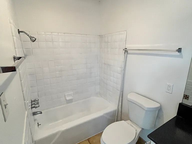 2630 N 14th Ave #3 — Photo 7