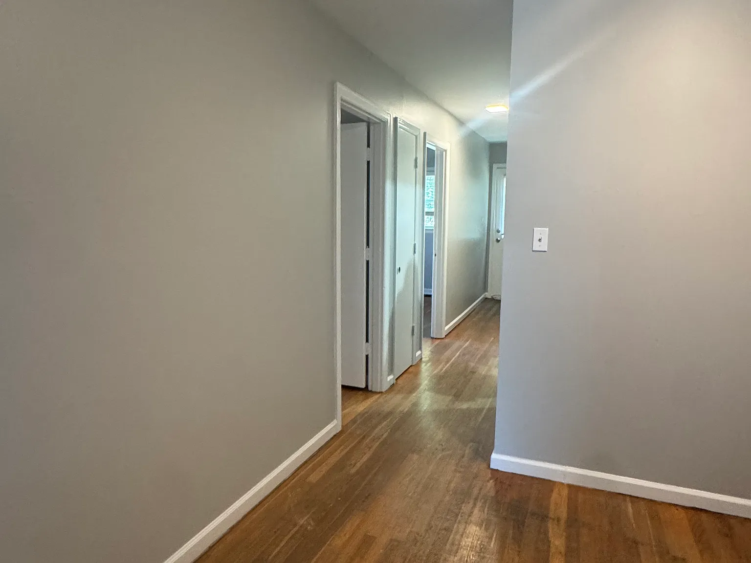 2 bed, 900 sqft, $1,350 — Photo 3