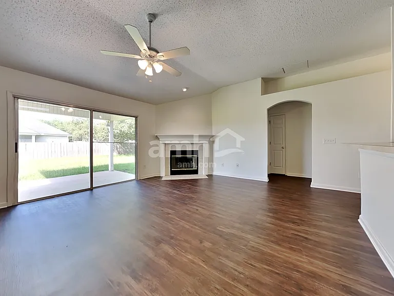 11740 Crooked River Rd — Photo 6