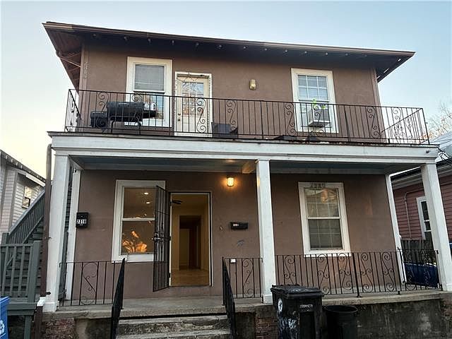 1st image of 2320 Amelia St