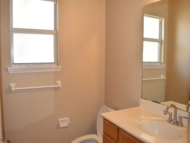 1040 Venetian Dr #203 — Photo 27