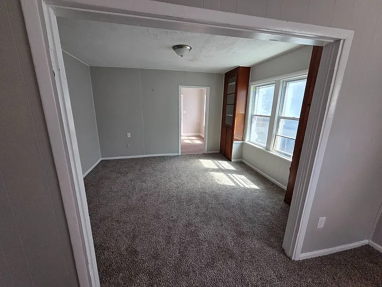3081 E 67 ST — Photo 26