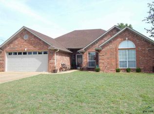 900 Bobwhite Ln, Whitehouse, TX 75791