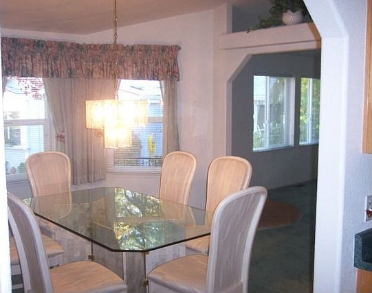 Dining Room w/dining set