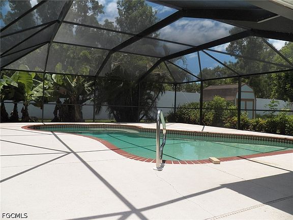 5th image of 1768 Coral Point Dr